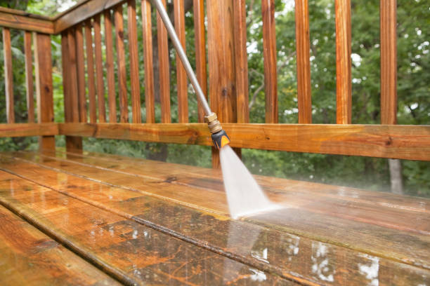 Best Restaurant Pressure Washing  in Santa Moni, CA